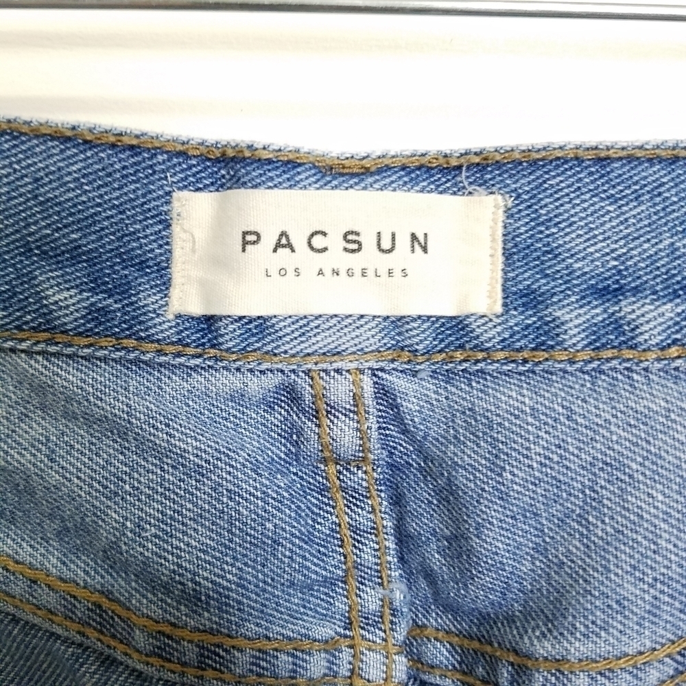 Pacsun Light Wash Distressed Destroyed Boyfriend Button Fly Raw Hem Crop Jean 25 - Picture 6 of 7
